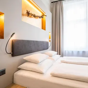 Rathaus - Wein&design Hotel Wien